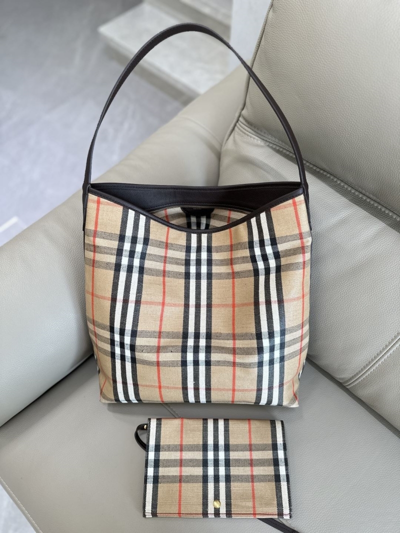 Bv*b*rry hobo bags